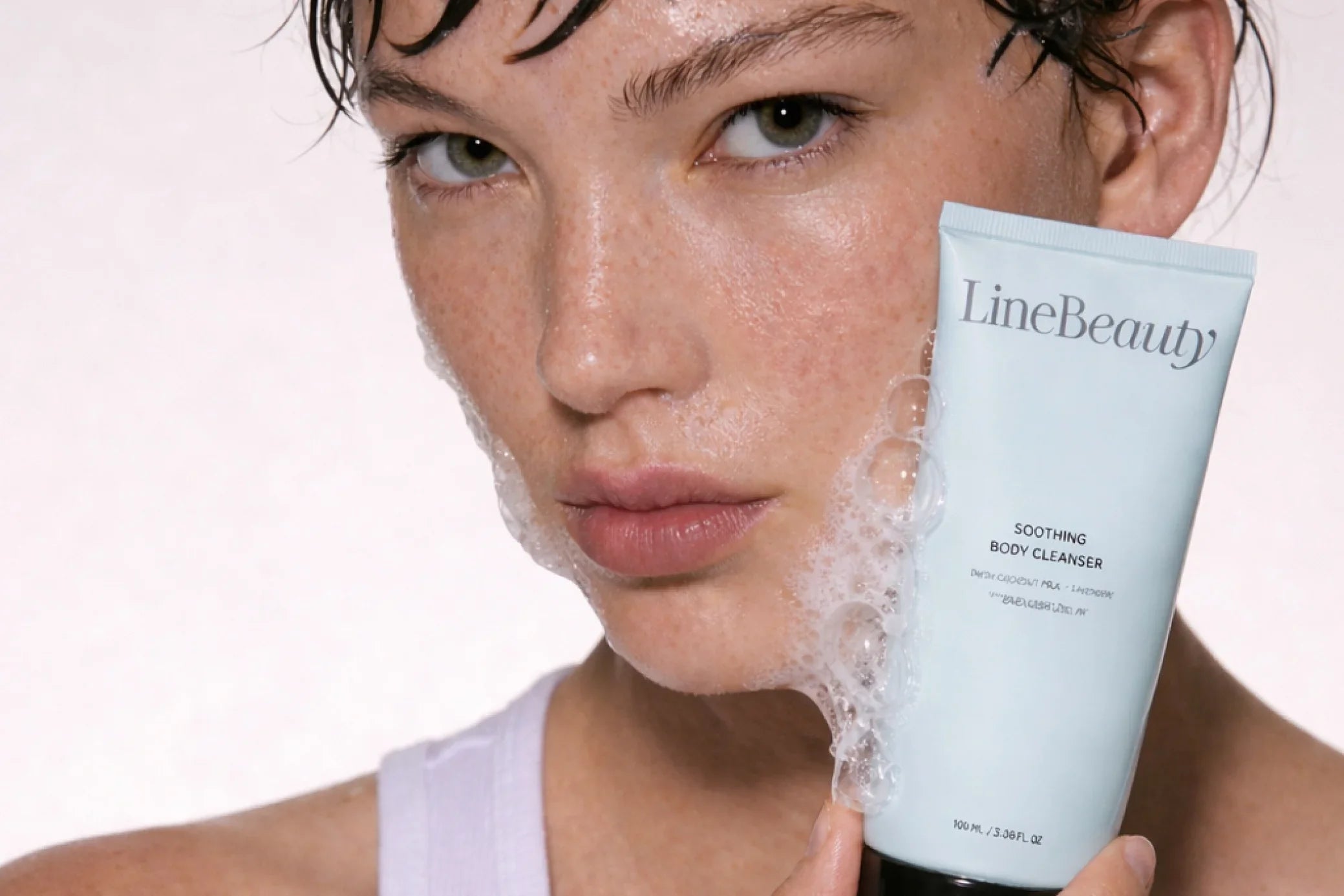 I've finally found a scented body wash that doesn't irritate my sensitive skin